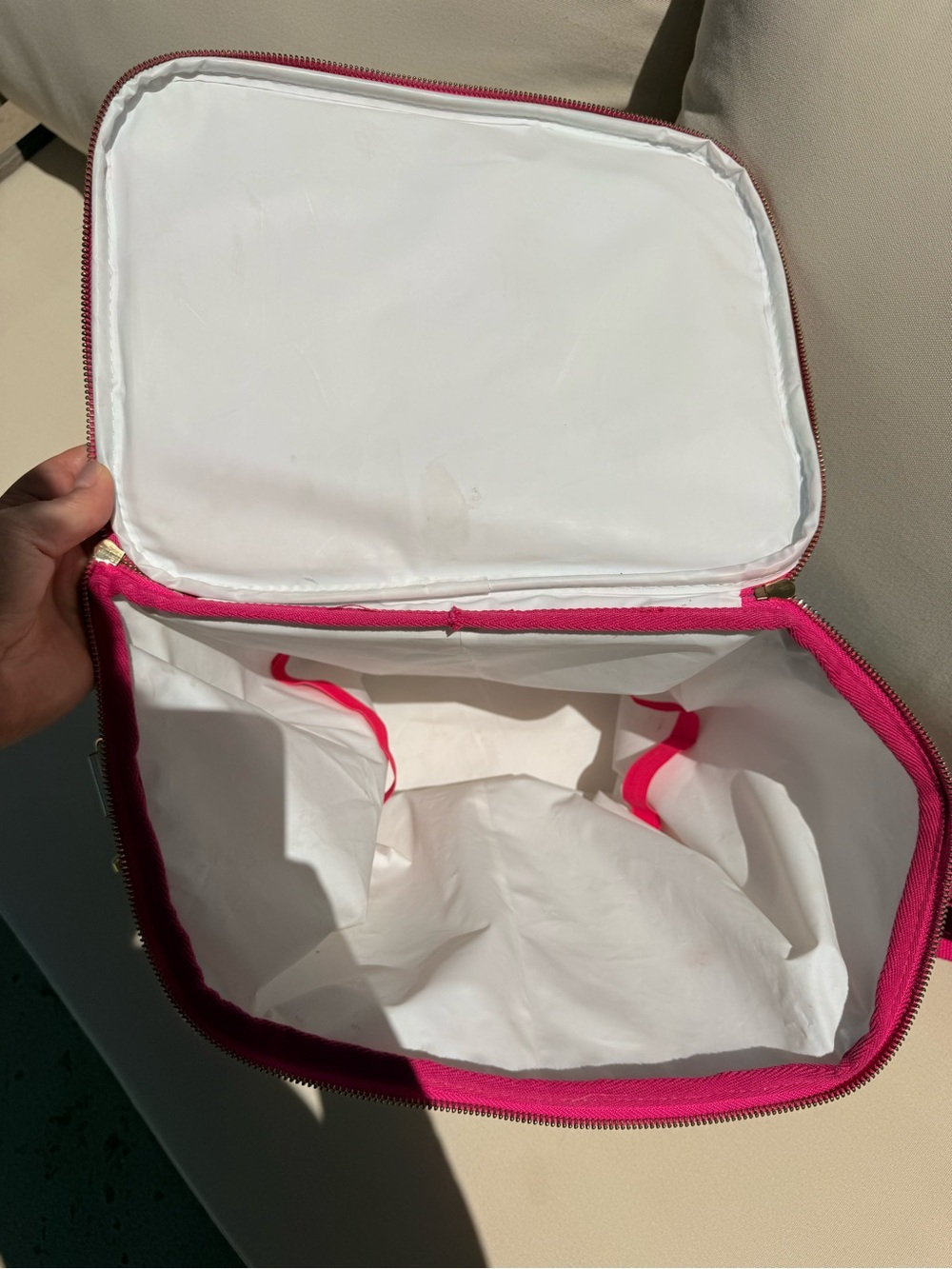 Lilly Pulitzer Aqua Floral insulated cooler with Hot Pink Strap - Picture 6 of 6